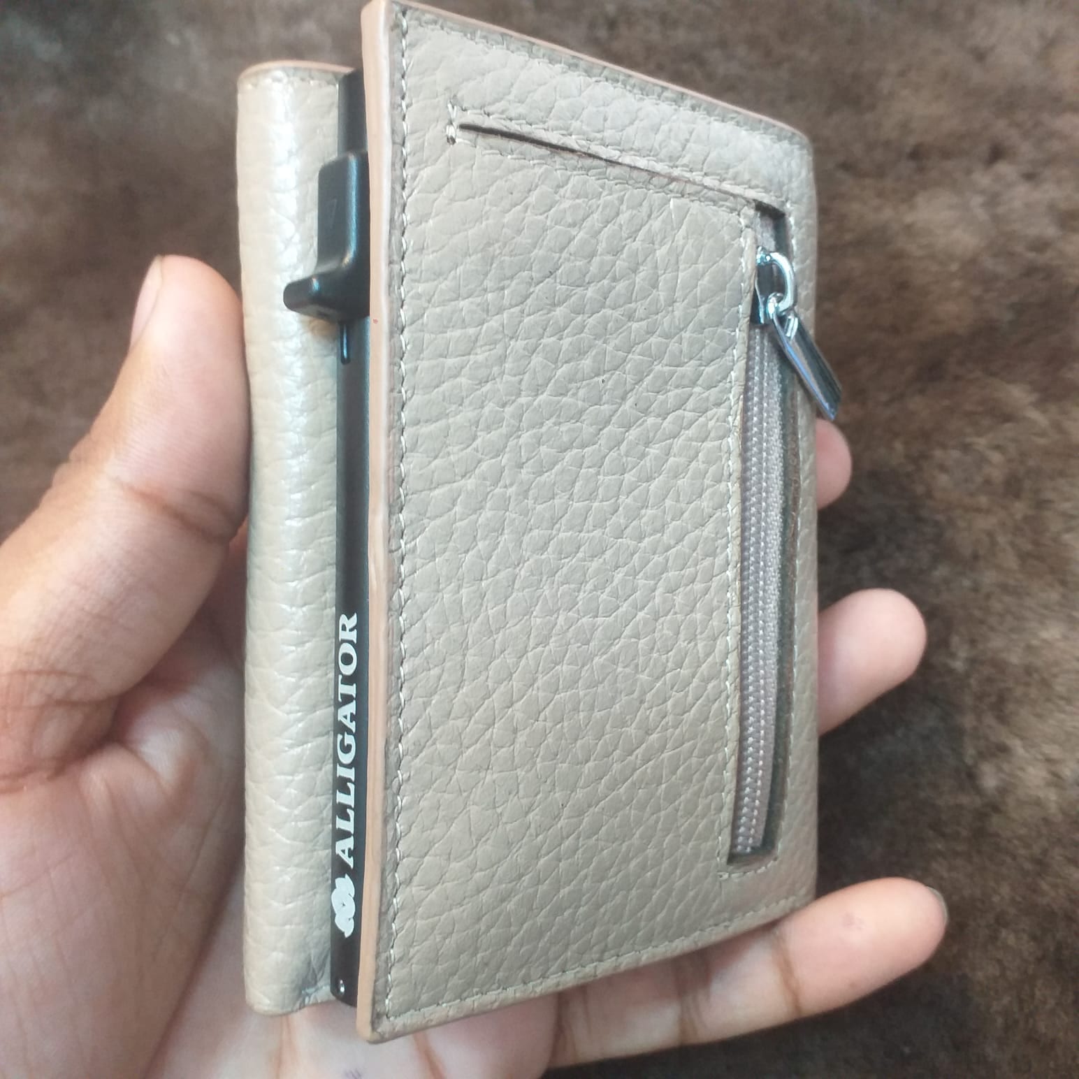 Card Holder 2